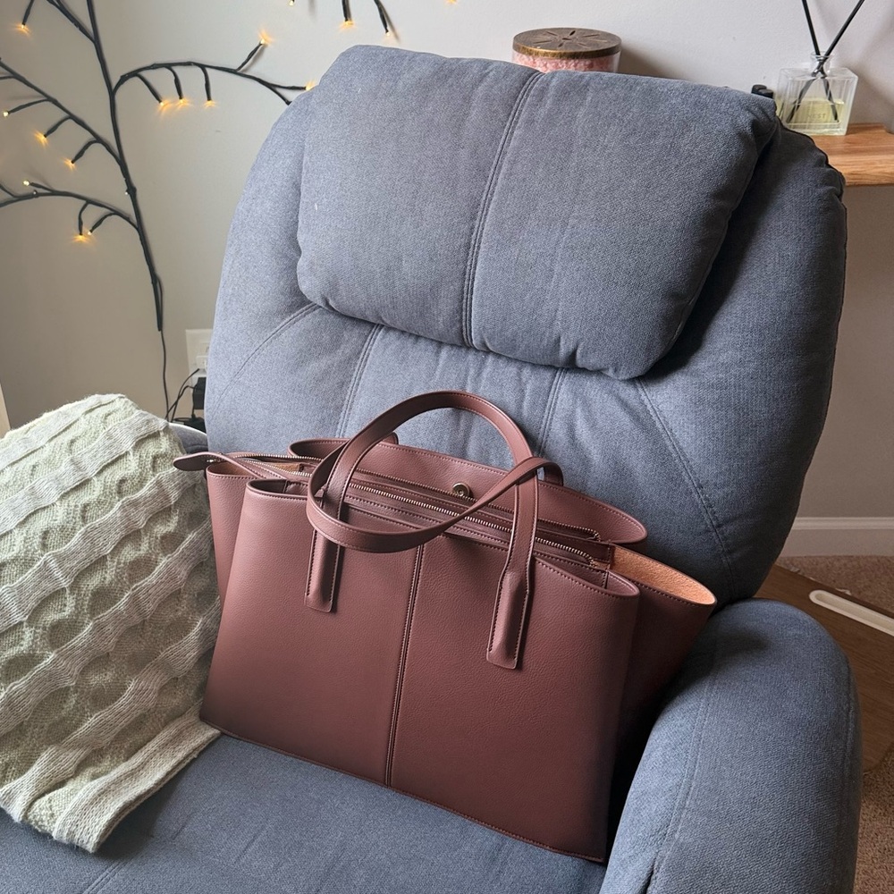 Freja Paloma tote ( Pecan)-NWT